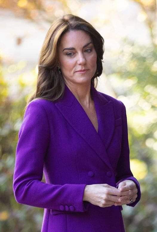 Șoc în Familia Regală Britanică: Prințul Charles și Kate Middleton, diagnosticați cu cancer