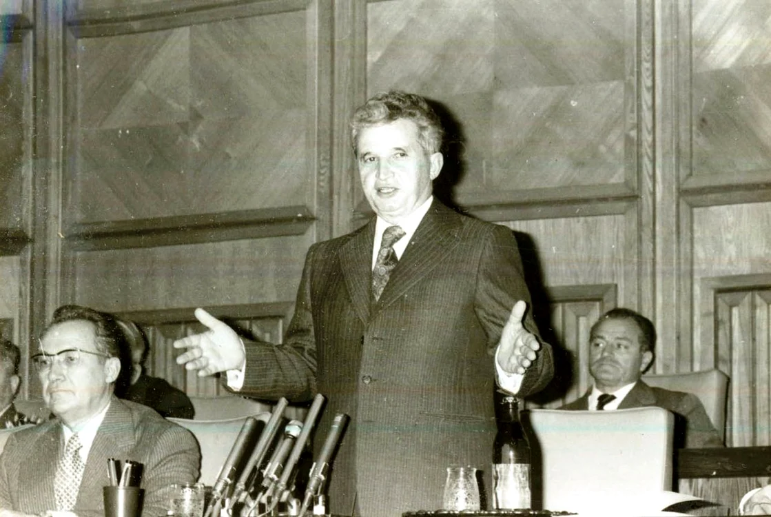 Cum era să fie dat jos Ceaușescu cu cinci ani înainte de Revoluție. Complotul secret la care a participat și Ion Iliescu