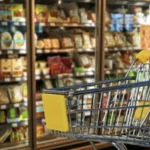 Veste bună pentru românii care au carduri de alimente! Noua lege în vigoare inclusiv pe luna septembrie 2024