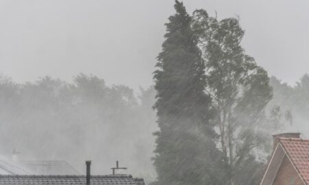 Alertă meteo ANM de vreme rea! Se schimbă vremea în aproape toată țara. Cod portocaliu și galben de ploi torențiale