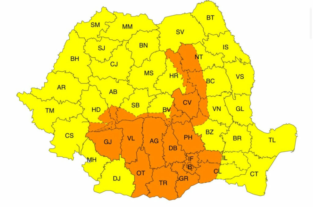 România sub coduri galbene și portocalii: ploi torențiale și vijelii lovesc țara în acest weekend!