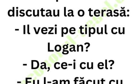 Două tipe frumoase stăteau la o terasă