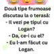 Două tipe frumoase stăteau la o terasă