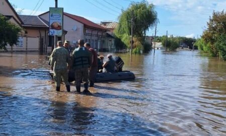 Cod portocaliu de inundații în șase județe din țară. Aproape 5500 de persoane au fost evacuate